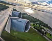 Cathay Pacific 747-8