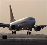 Just Planes Downloads - WAR : Oman Air 737-700 & 737-800
