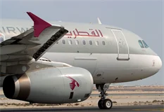 WAR : Qatar Airways A320 & A330