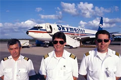 WAR : Skymaster 707