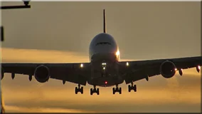WORLD AIRPORT : Los Angeles 2015 (DVD)
