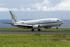 Just Planes Downloads - WAR : Air Austral 777-200 & 737-300/500