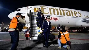 Just Planes Downloads - Emirates 777-200F Part 1