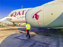 Just Planes Downloads - Qatar Airways 747-8, 777-200F & 787-8 (DVD)