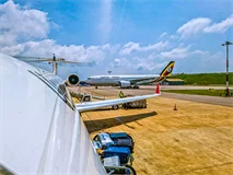 Uganda Airlines A330-800 & CRJ-900
