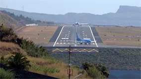 WORLD AIRPORT : Funchal (DVD)