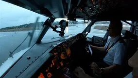 FlyBondi 737-800 (DVD)