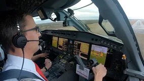 Just Planes Downloads - Helvetic Airways E190-E2
